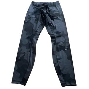 ALO Yoga Camo Sweatpants Sz Large